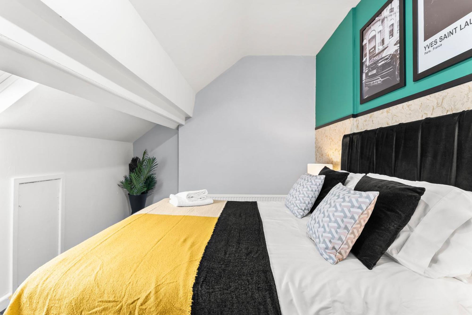 20 Percent Off! Stylish Sheffield Abode Sleeps 12 Apartment Ngoại thất bức ảnh