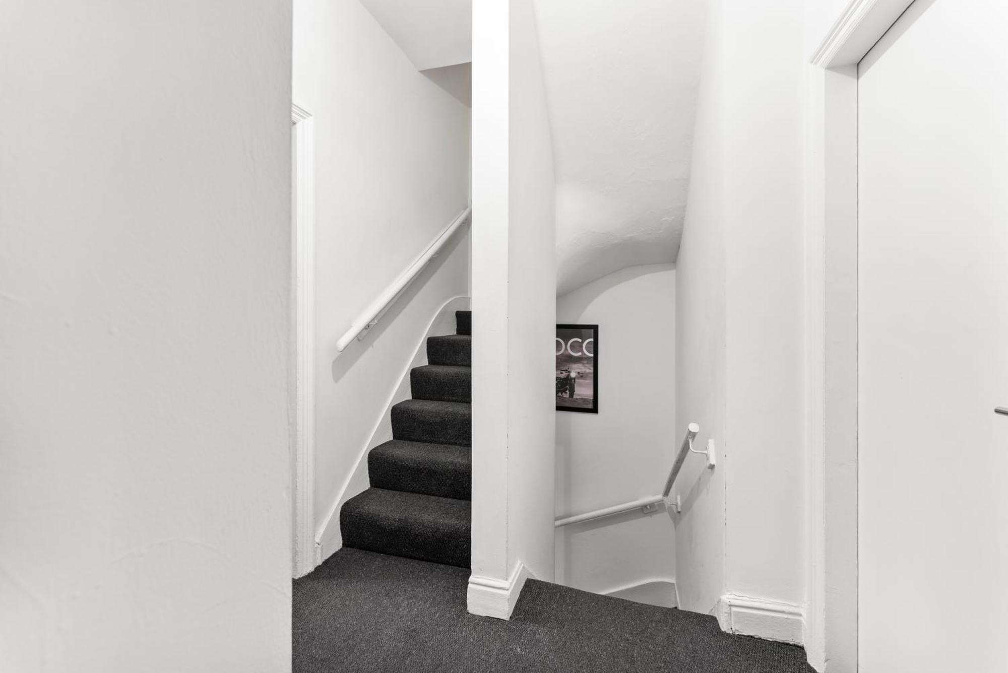 20 Percent Off! Stylish Sheffield Abode Sleeps 12 Apartment Ngoại thất bức ảnh