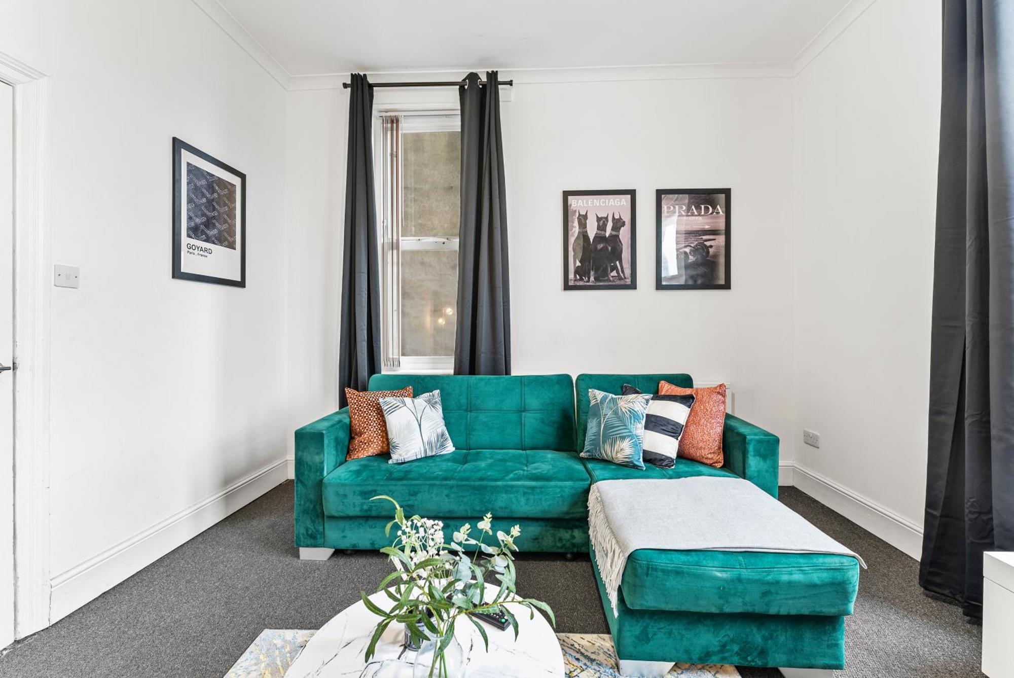 20 Percent Off! Stylish Sheffield Abode Sleeps 12 Apartment Ngoại thất bức ảnh
