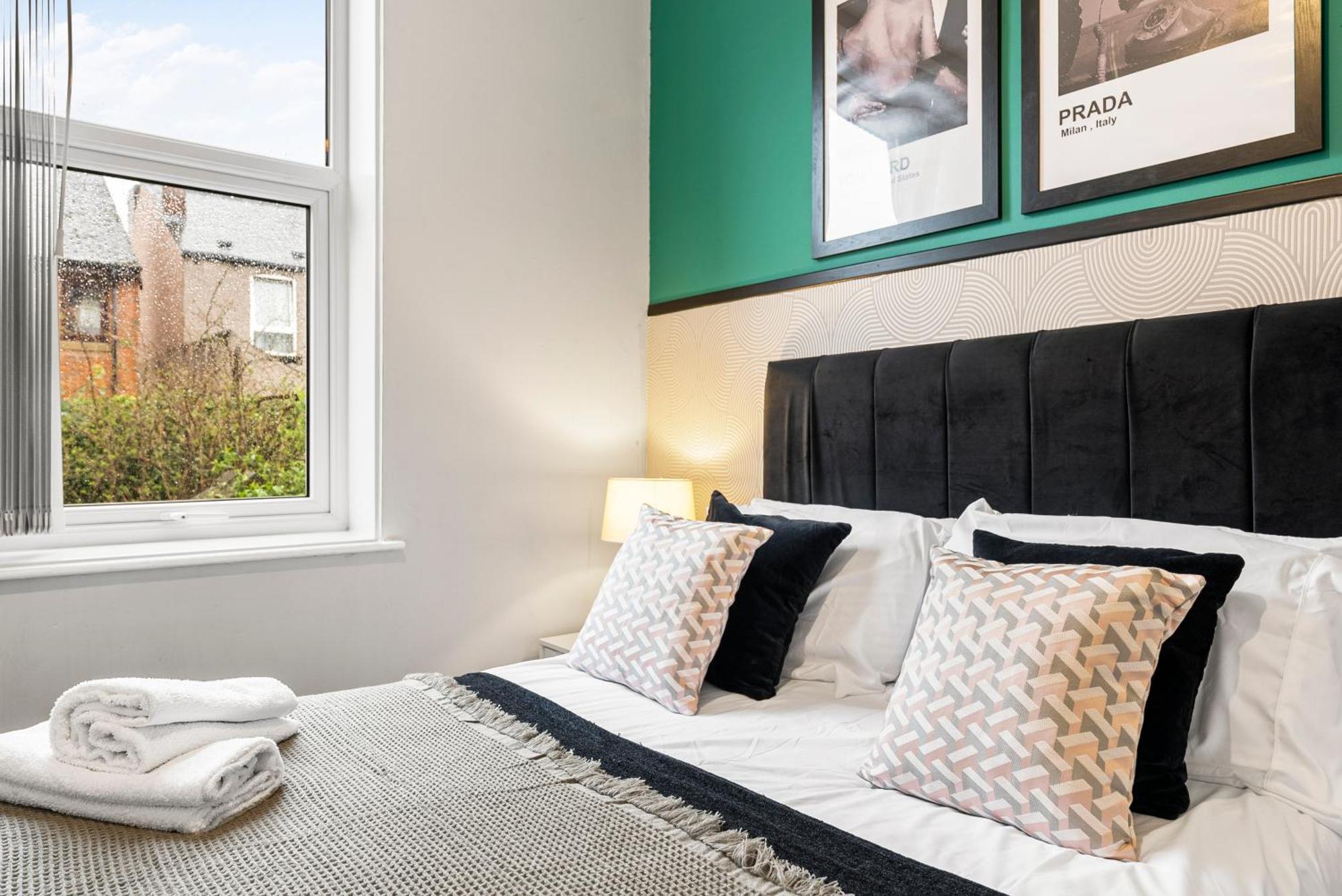 20 Percent Off! Stylish Sheffield Abode Sleeps 12 Apartment Ngoại thất bức ảnh