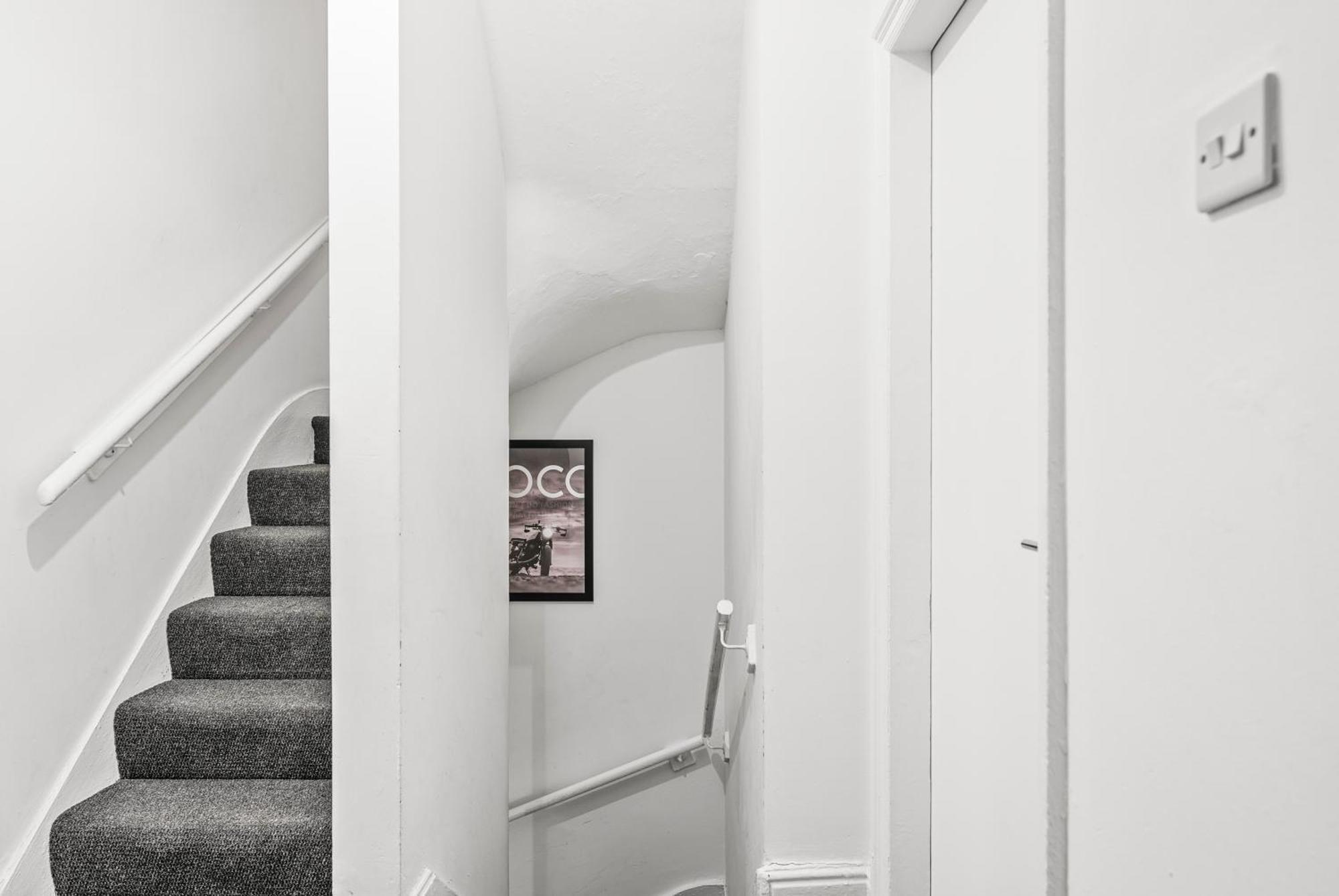 20 Percent Off! Stylish Sheffield Abode Sleeps 12 Apartment Ngoại thất bức ảnh